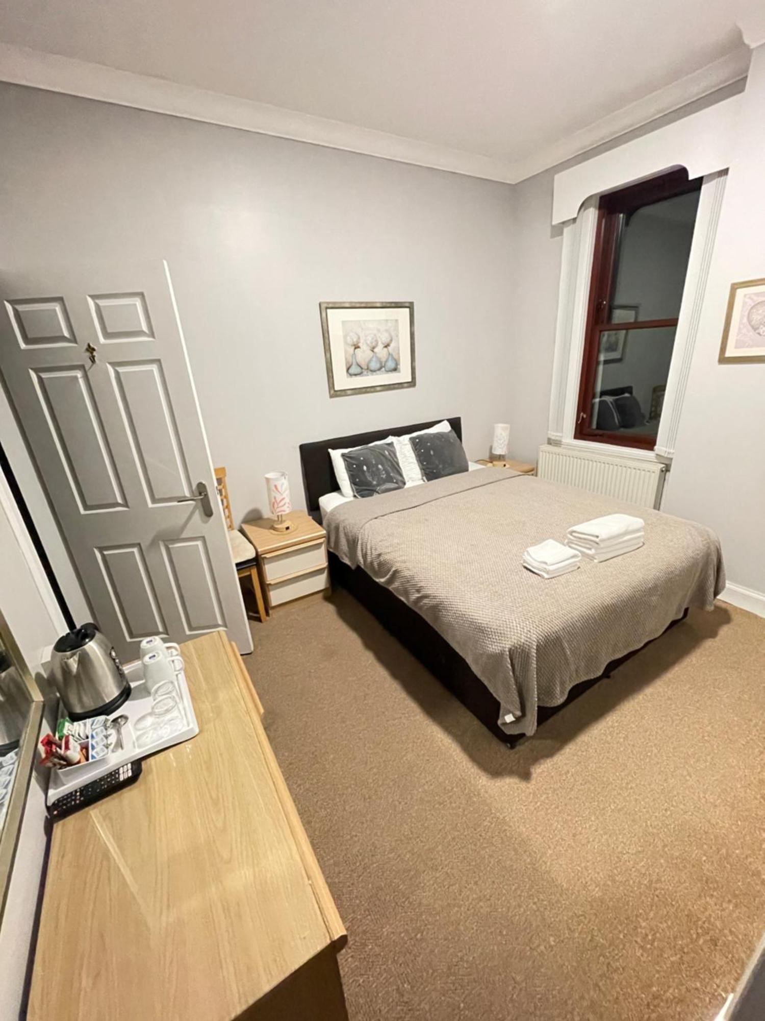 Berkeley House Bed and Breakfast Fort William Exteriör bild